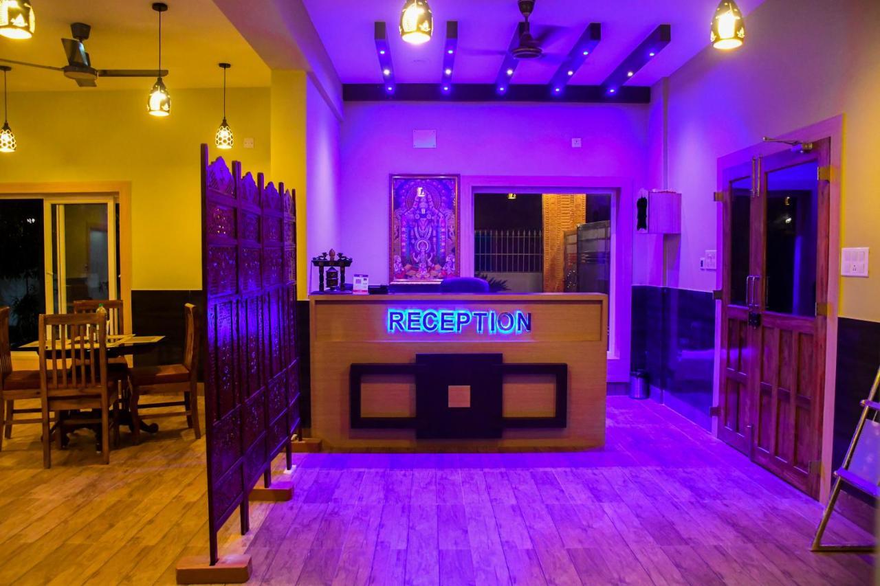 Unique Shantiniketan Hotel Sri Niketan Luaran gambar
