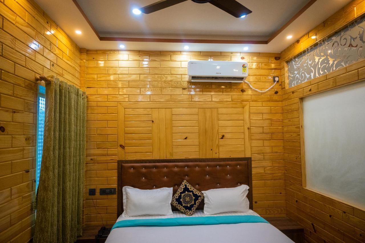 Unique Shantiniketan Hotel Sri Niketan Luaran gambar